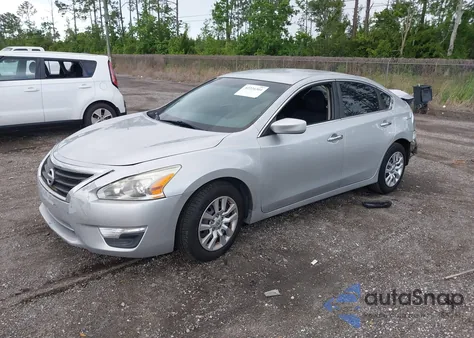 2015 Nissan Altima 2.5/2.5 S/2.5 Sl/2.5 Sv from USA, damaged, VIN 1N4AL3AP4FN878136